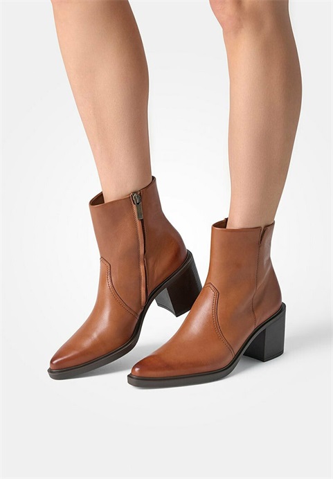 Paul Green Stiefelette - braun