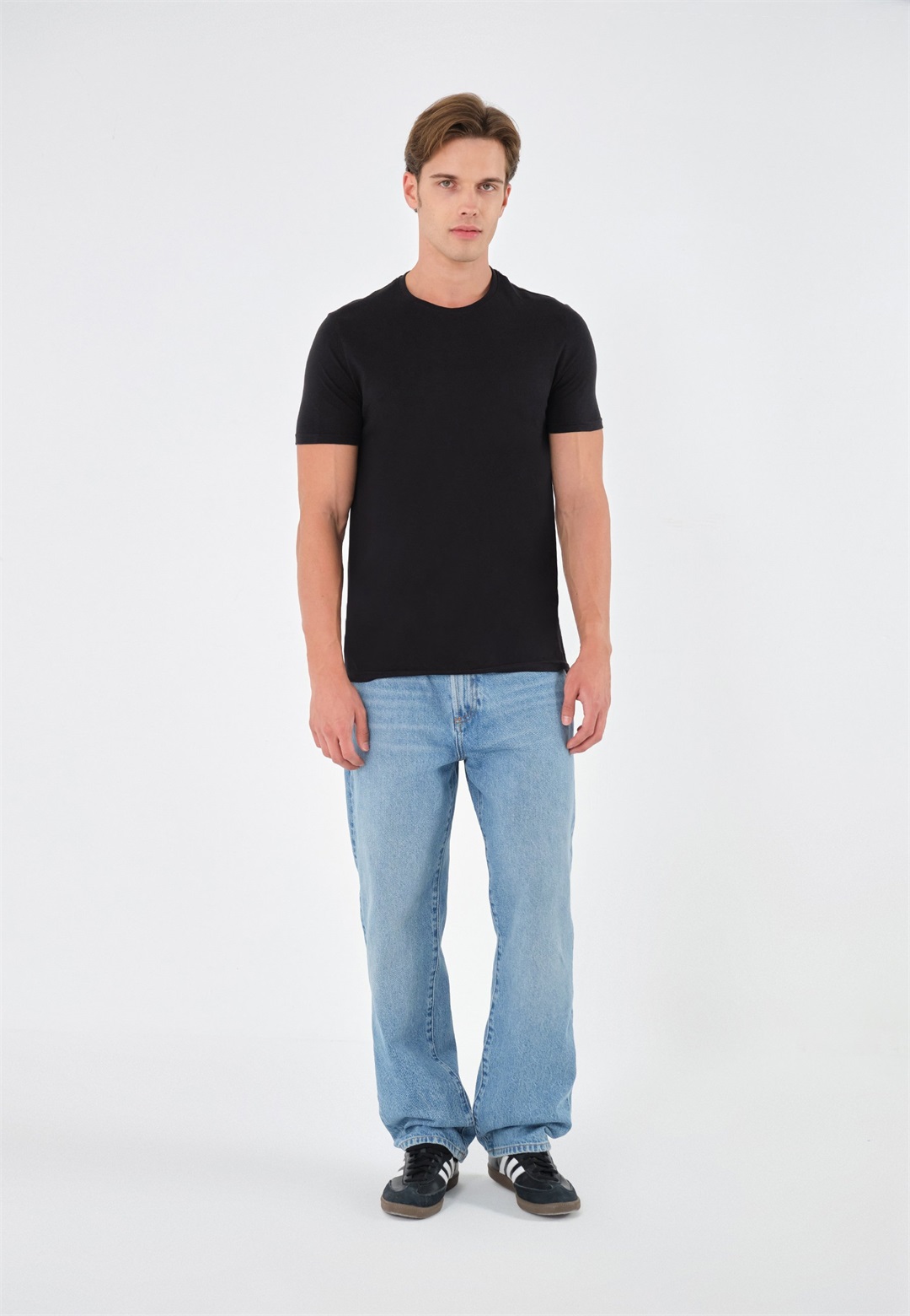 Pier One 3 PACK - T-Shirt basic - black/schwarz