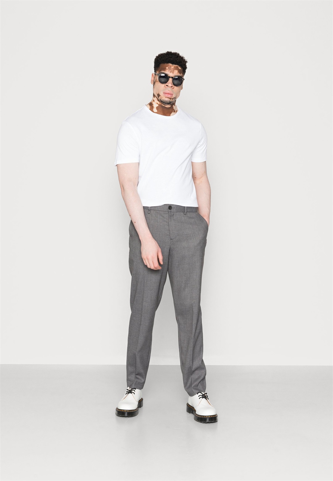 Pier One 10 PACK - T-Shirt basic - white/black/weiß