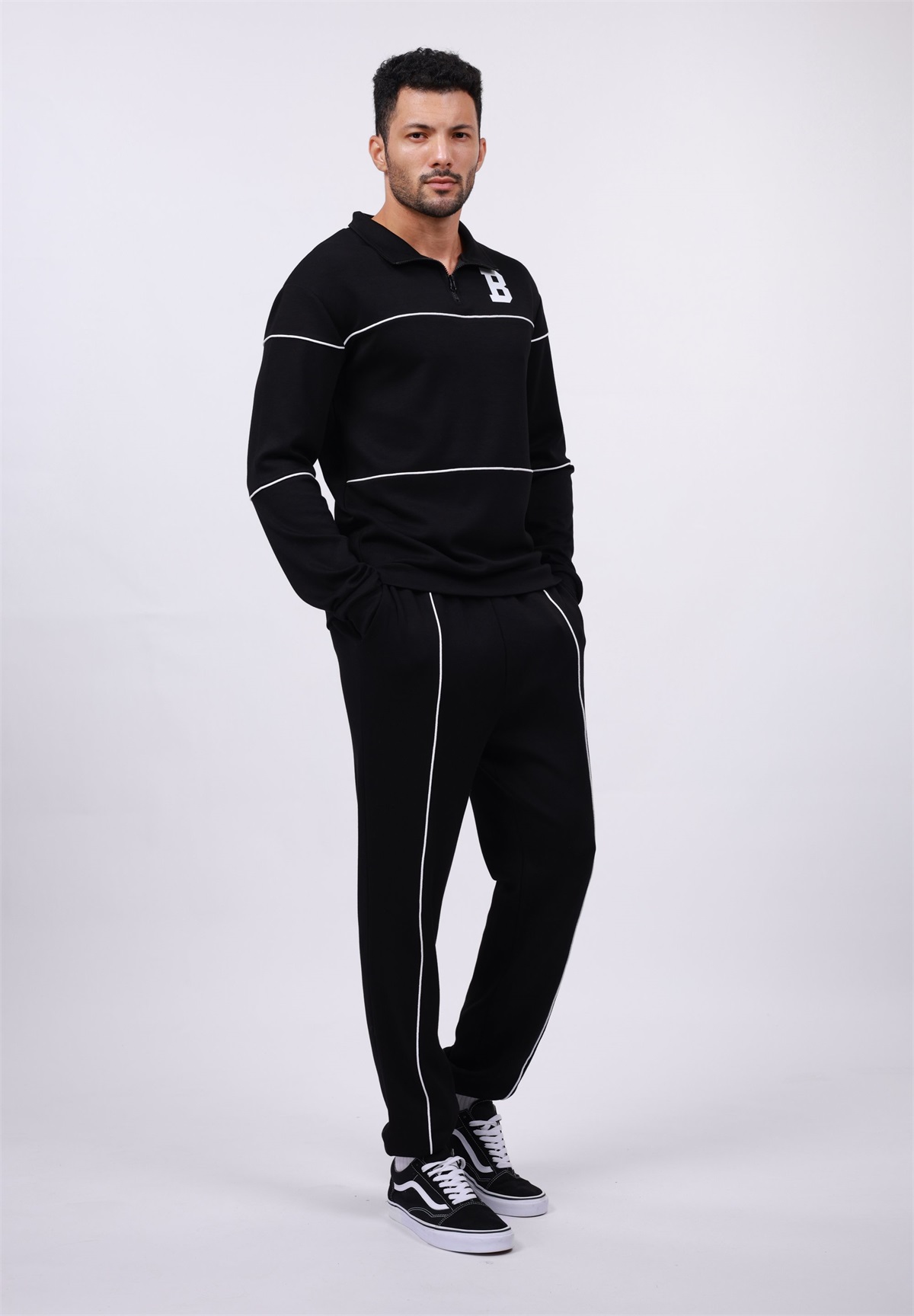 Pier One SET - Trainingsanzug - black/schwarz