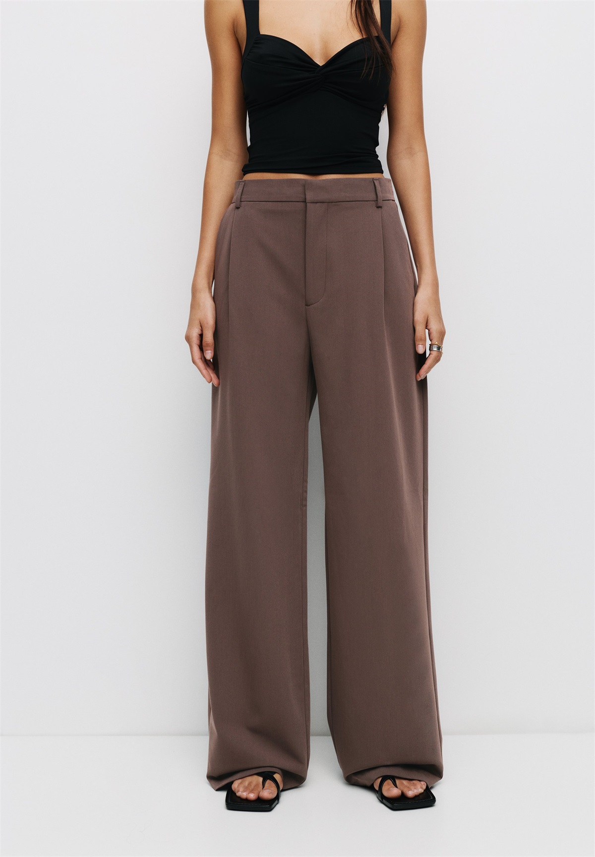 PULL&BEAR DARTED - Stoffhose - brown/braun