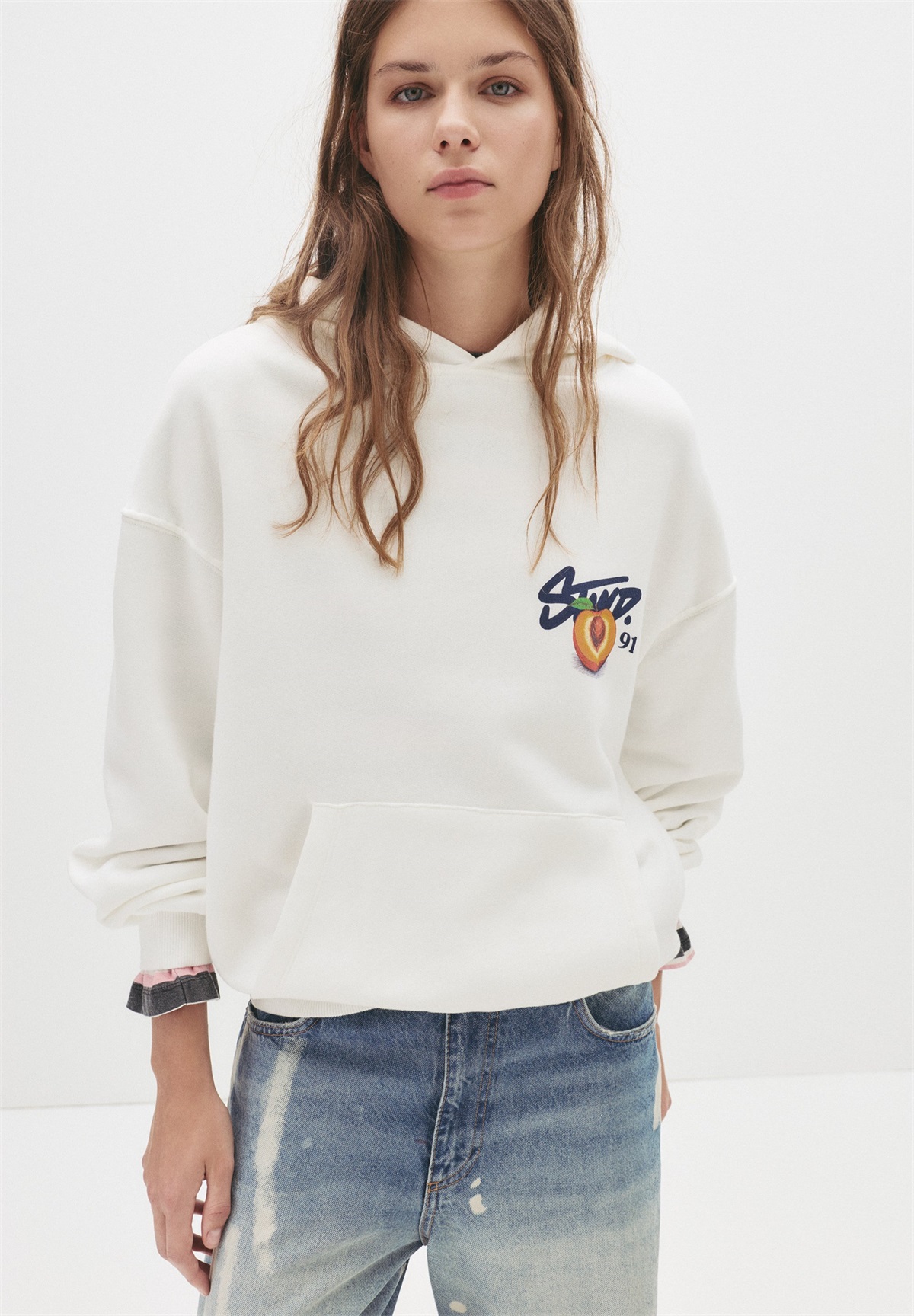 PULL&BEAR STWD FRUIT - Kapuzenpullover - stone/stein