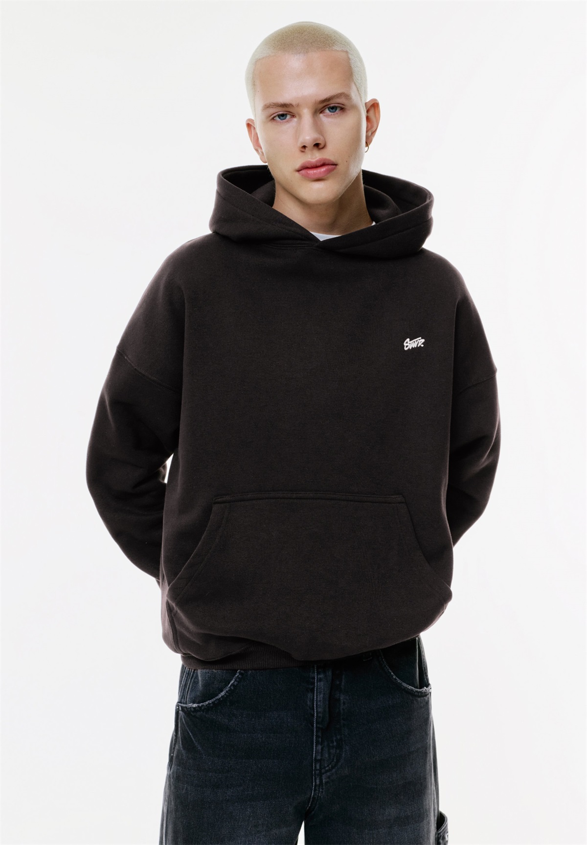 PULL&BEAR STWD EMBROIDERED LOGO - Kapuzenpullover - black/schwarz