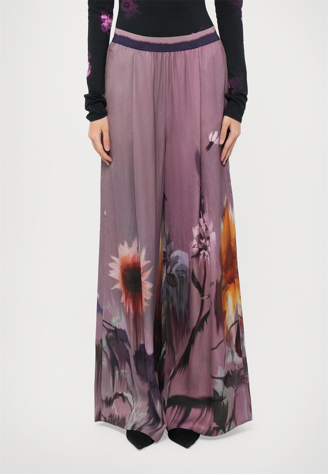 Rodebjer BERTA - Stoffhose - moonscape purple/flieder