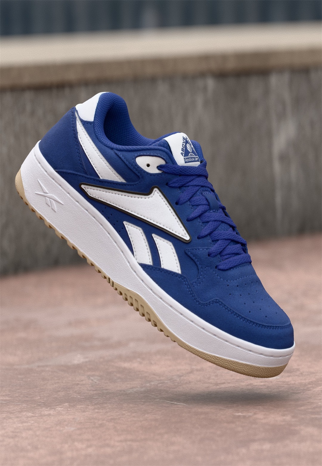 Reebok Classic ATR CHILL UNISEX - Sneaker low - classic cobalt/white/classic beige/dunkelblau