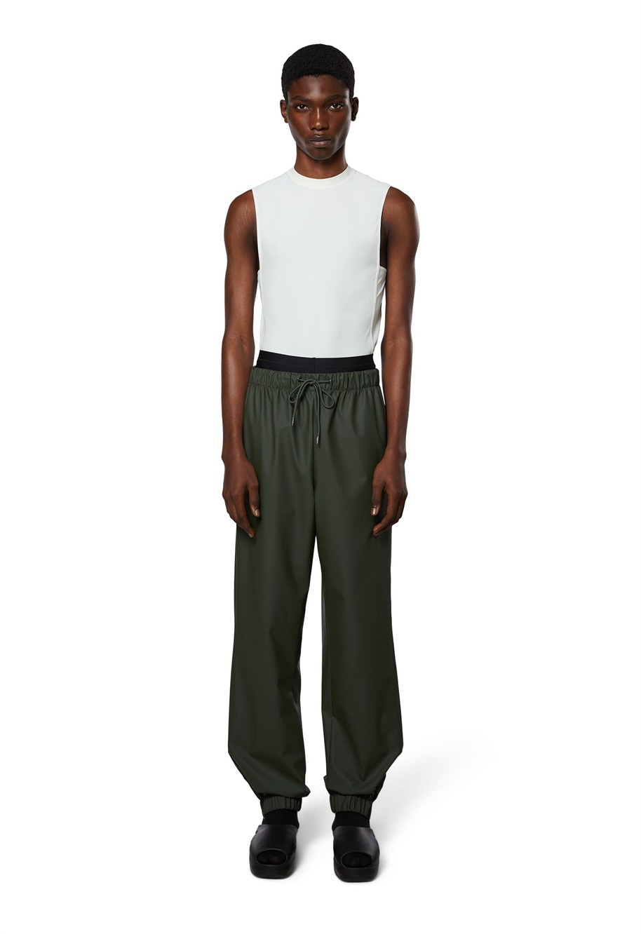 Rains PANTS REGULAR UNISEX - Jogginghose - green/dunkelgrün