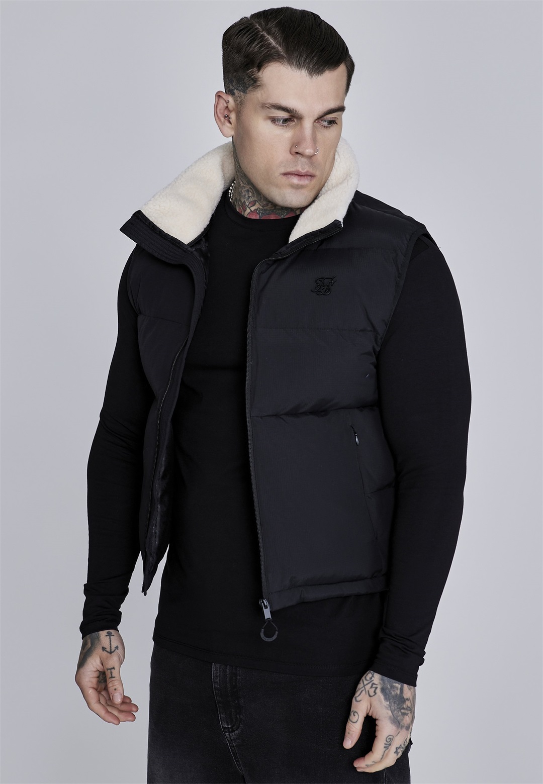 SIKSILK Weste - black/schwarz