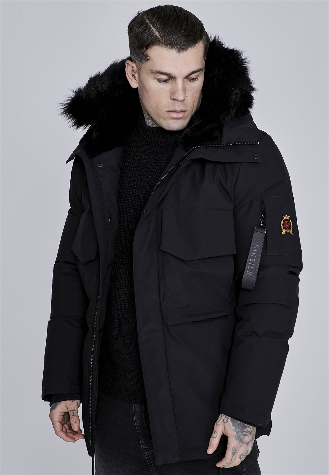 SIKSILK Winterjacke - black/schwarz