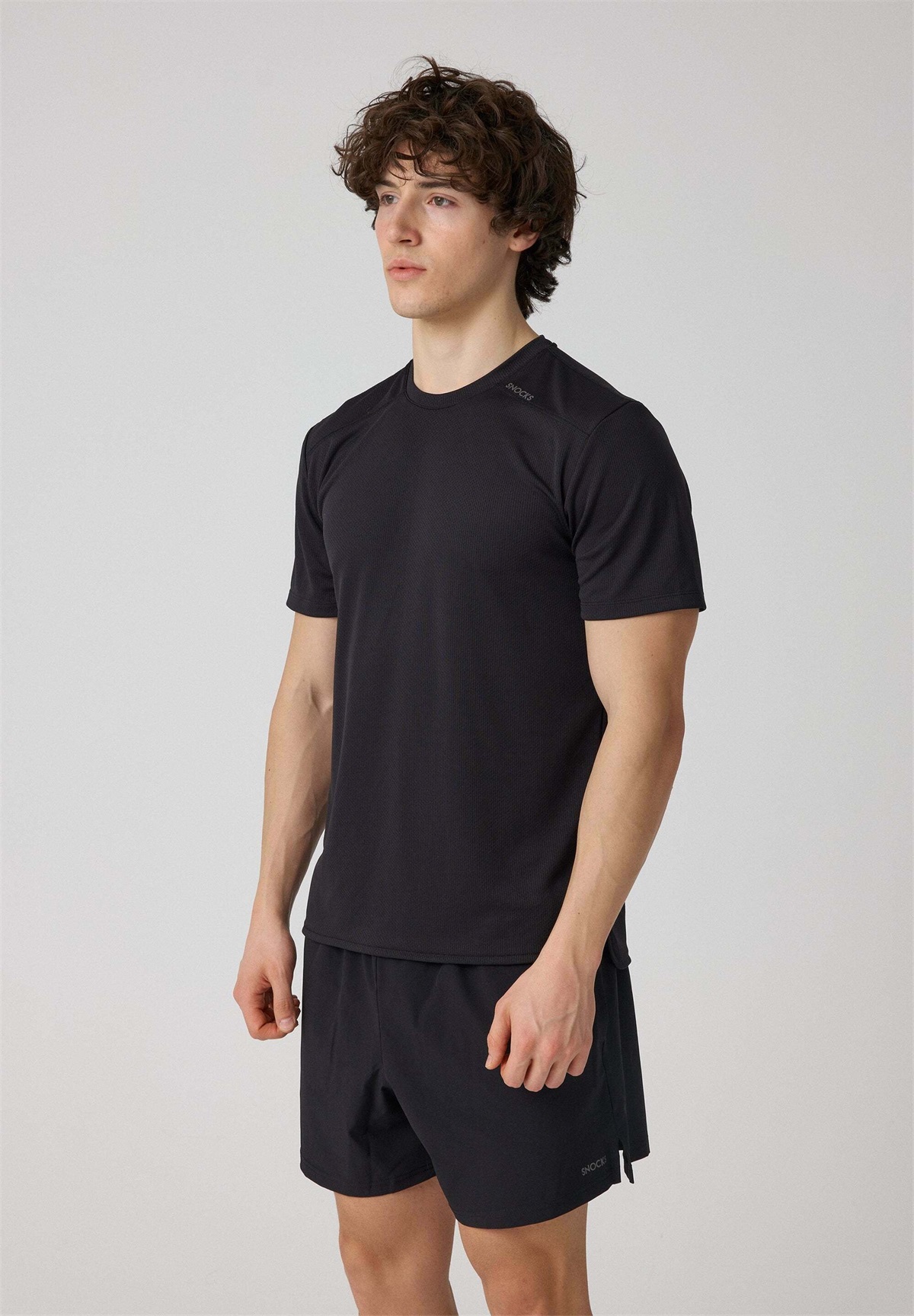 SNOCKS T-Shirt basic - schwarz
