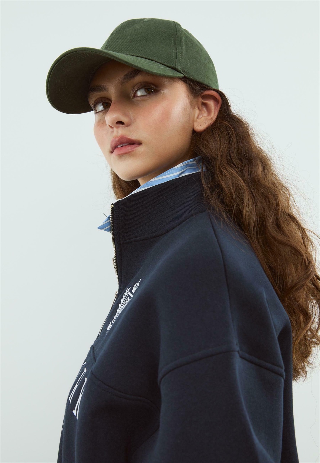 Stradivarius EMBROIDERED - Sweatshirt - dark blue/dunkelblau