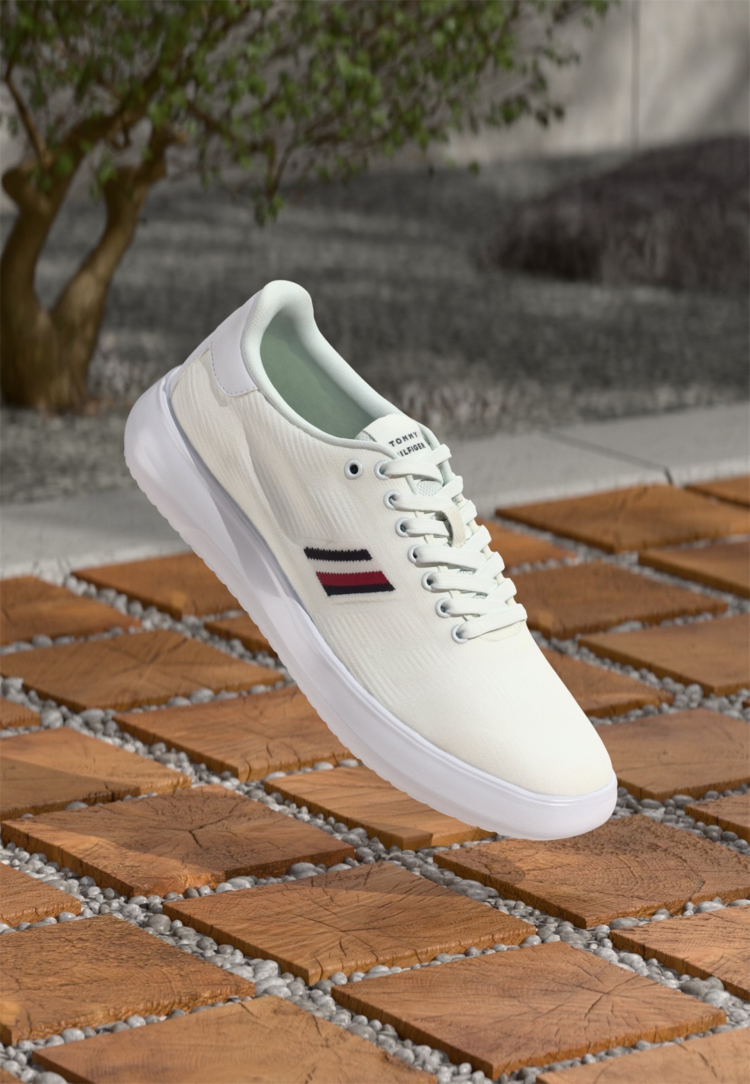 Tommy Hilfiger MODERN LIGHTCUP - Sneaker low - white/weiß