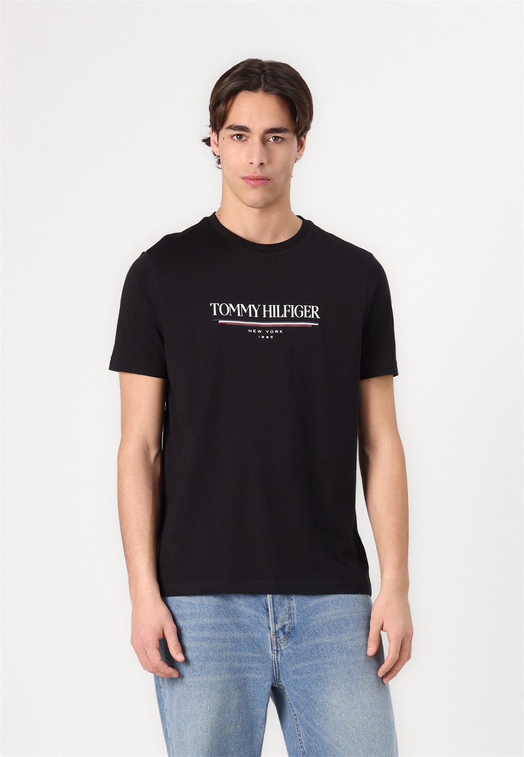 Tommy Hilfiger BRAND LOVE TEE - T-Shirt print - black/schwarz