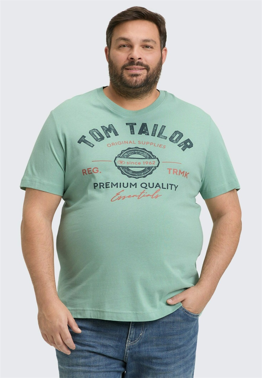 TOM TAILOR PLUS - MIT LOGO - T-Shirt print - dust green/grün