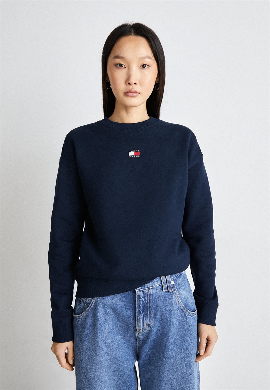 Tommy Jeans BADGE CREW EXT - Sweatshirt - dark night navy/dunkelblau
