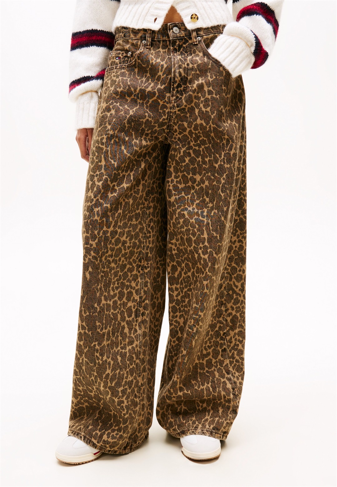 Tommy Jeans CHARLIE MR LOOSE LEO - Wide Leg - denim color/braun