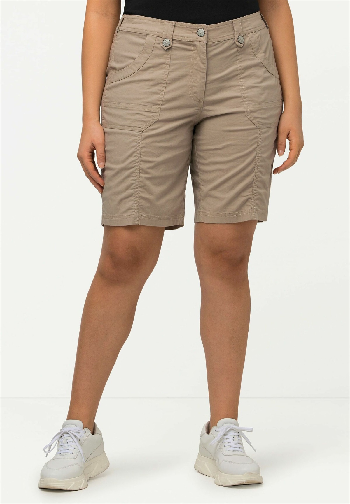 Ulla Popken BERMUDA STYLE POCHES CEINTURE CONFORTABLE - Shorts - light brown/hellbraun