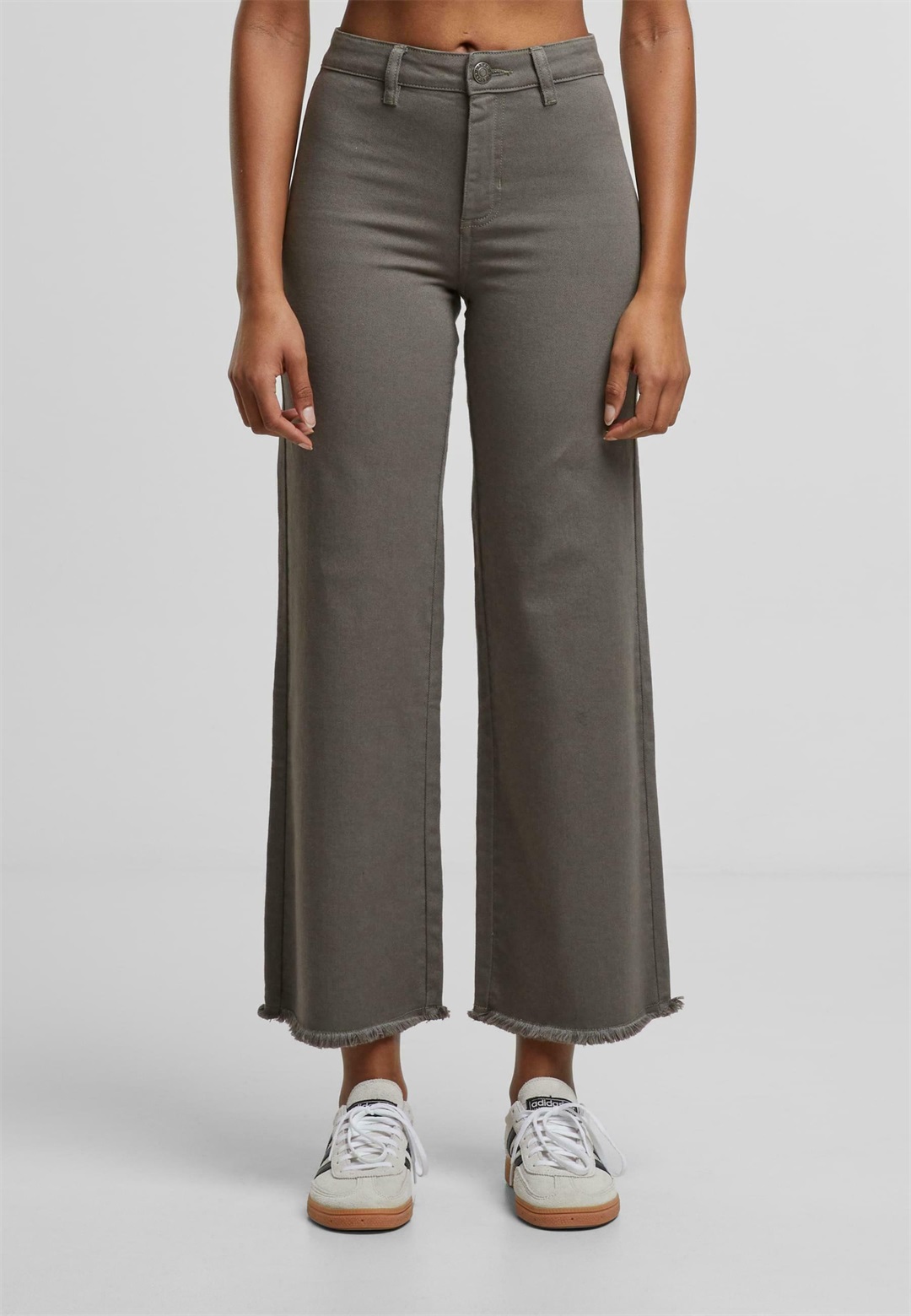 Urban Classics Flared Jeans - olive/oliv