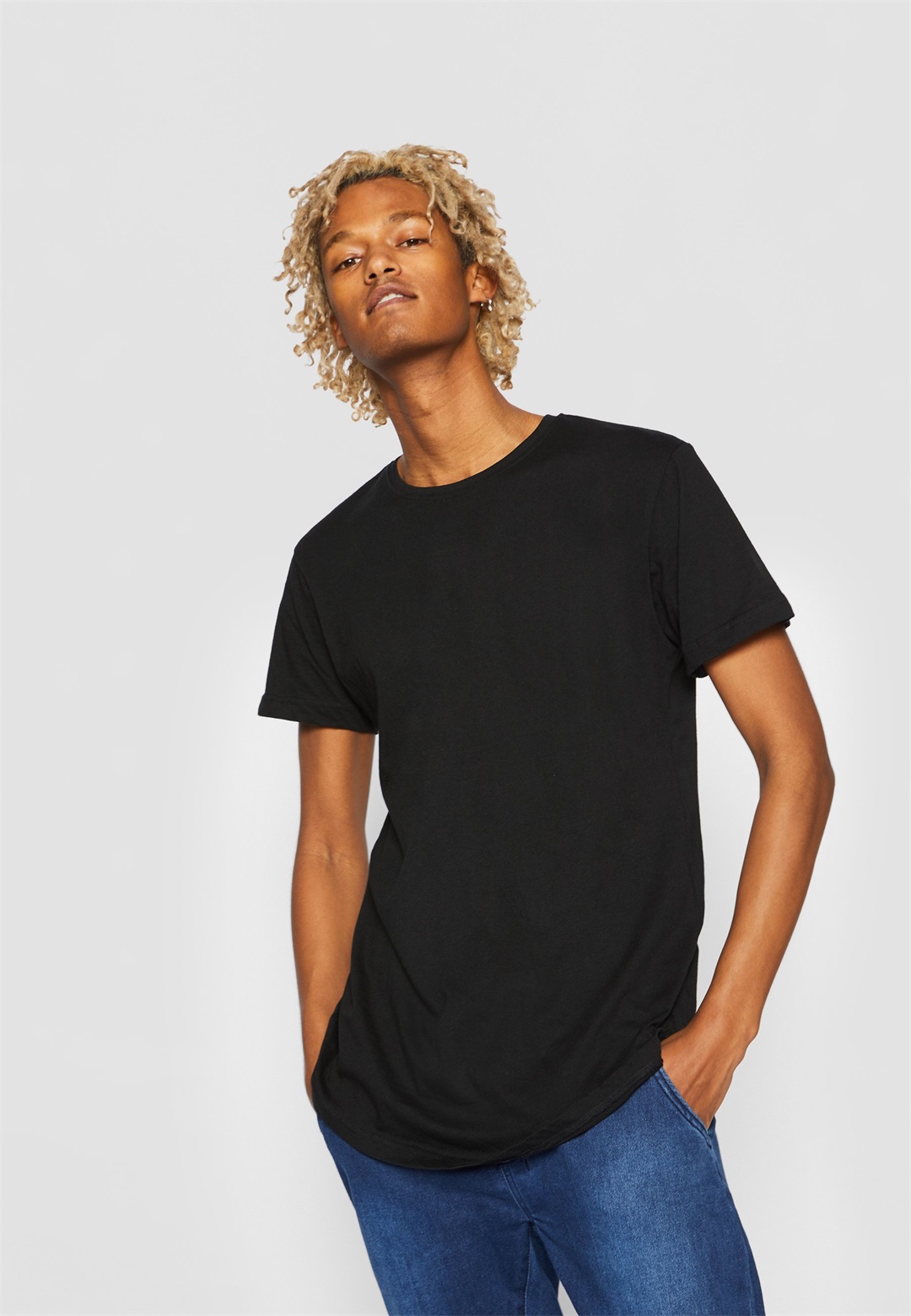 Urban Classics SHAPED LONG - T-Shirt basic - black/schwarz