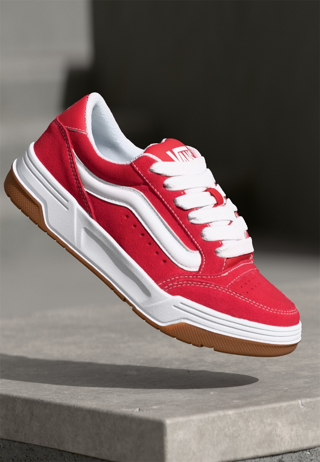 Vans HYLANE UNISEX - Skateschuh - red/rot