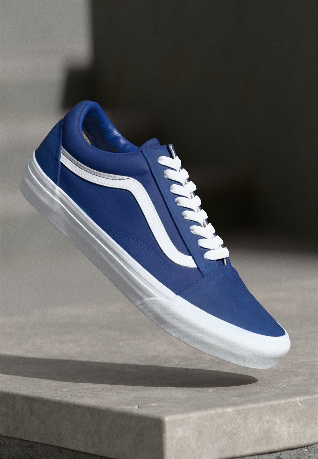 Vans OLD SKOOL UNISEX - Sneaker low - true blue/hellblau