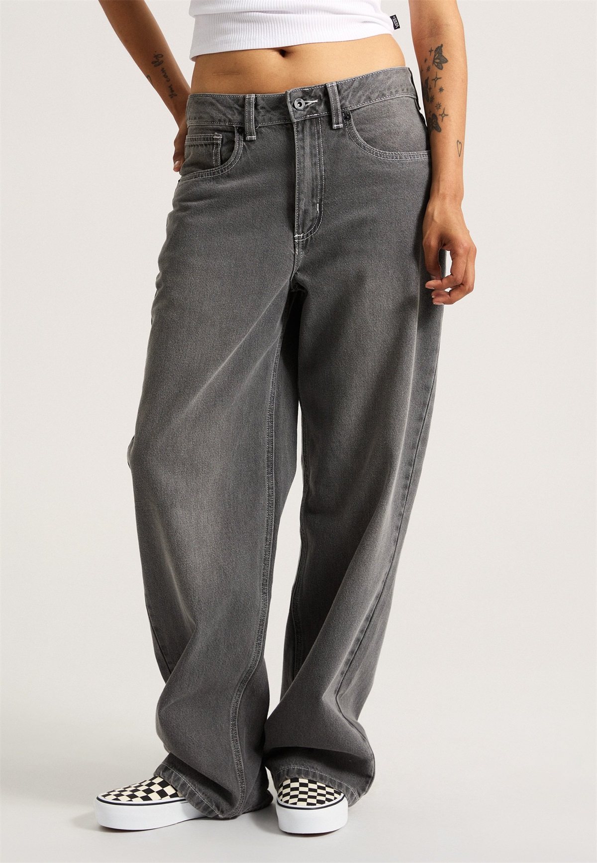 Vans SIRELLE POCKET PUDDLE - Jeans Relaxed Fit - grey wash/grau