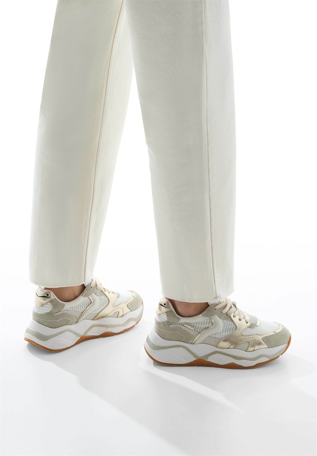 Voile Blanche CLUB - Sneaker low - gold/goldfarben