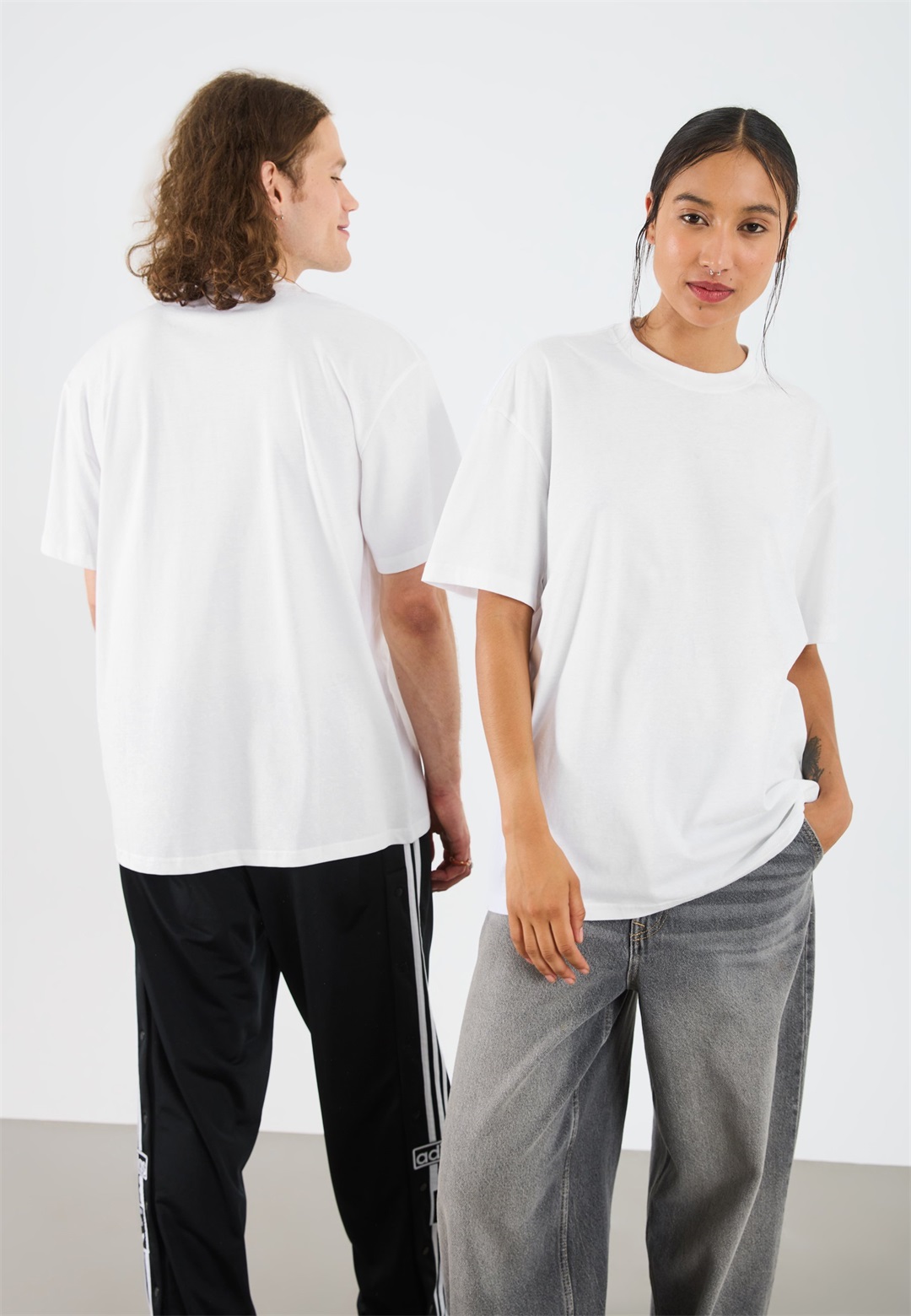 YOURTURN UNISEX BASIC OVERSIZED T-SHIRT - T-Shirt basic - white/weiß