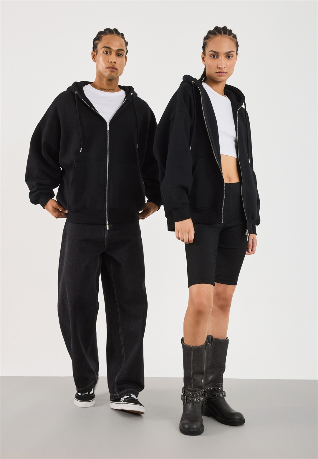 YOURTURN OVERSIZE BASIC ZIP HOODIE UNISEX - Sweatjacke - true black/schwarz