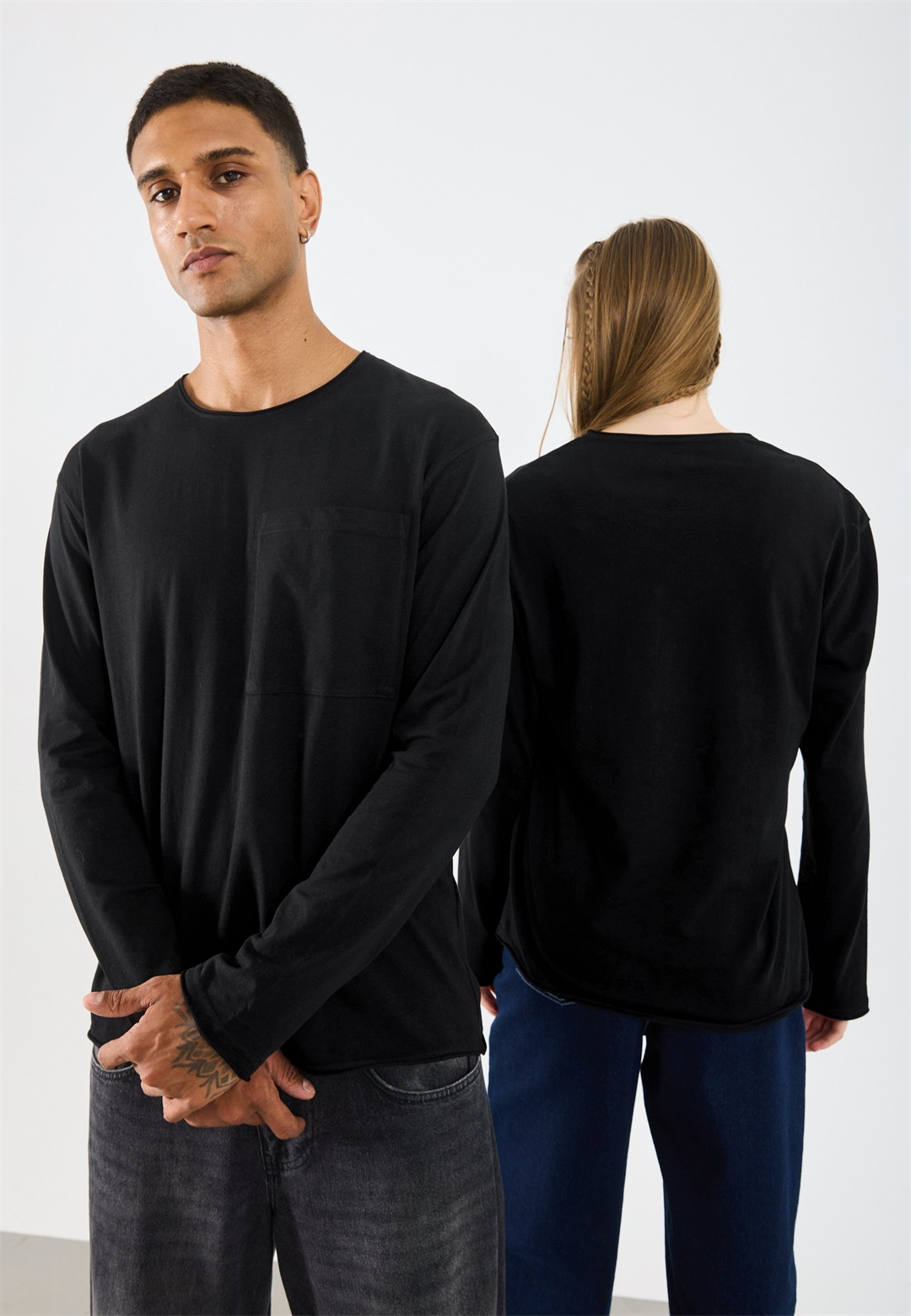 YOURTURN UNISEX - Langarmshirt - true black/schwarz